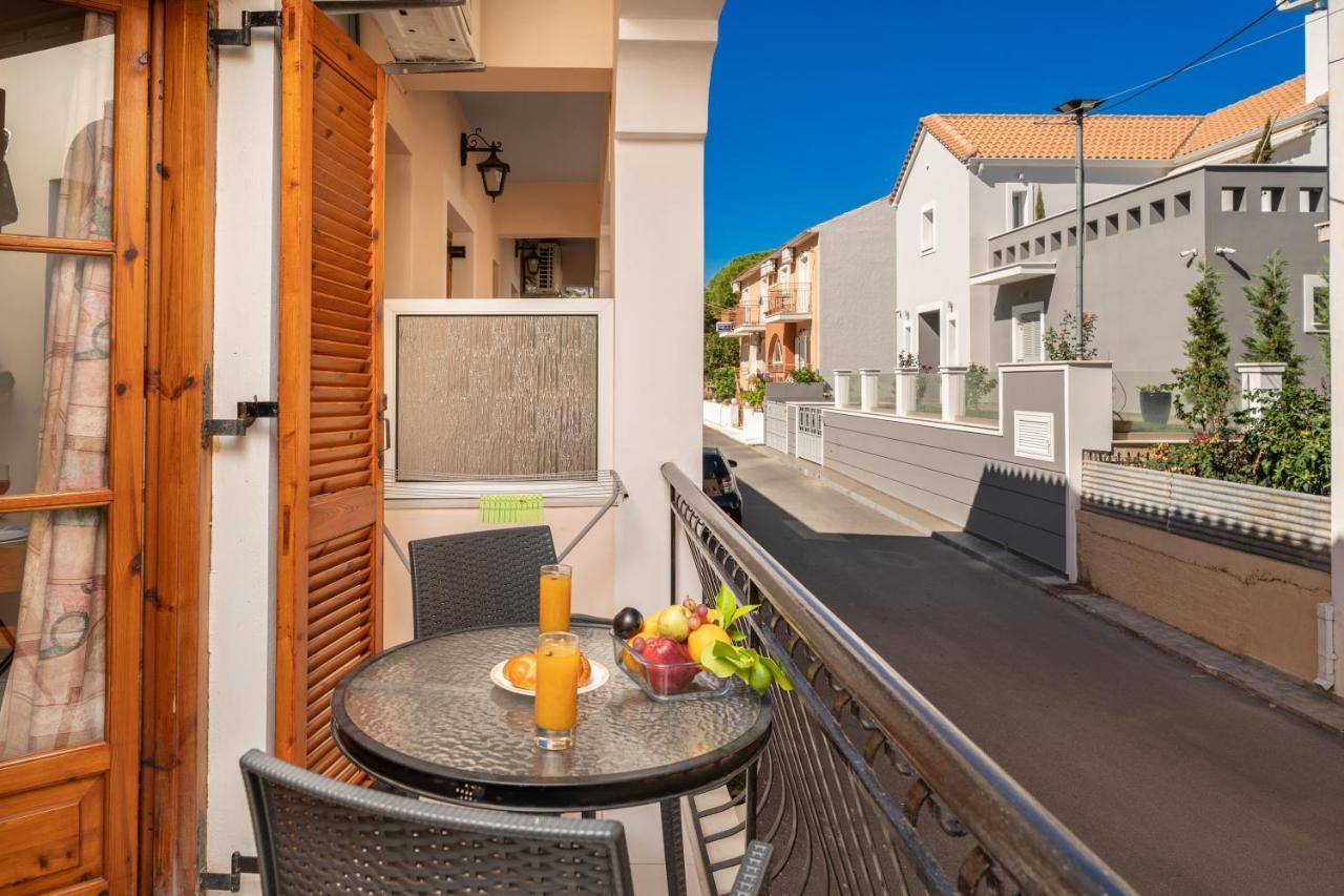 Alexatos Studios & Apartments Agia Efimia Extérieur photo