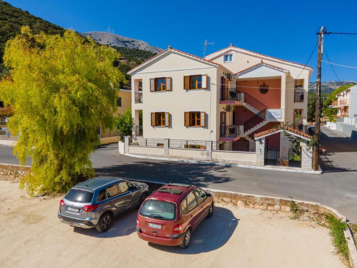Alexatos Studios & Apartments Agia Efimia Extérieur photo