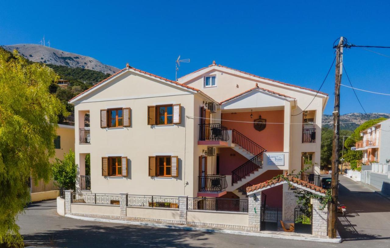 Alexatos Studios & Apartments Agia Efimia Extérieur photo
